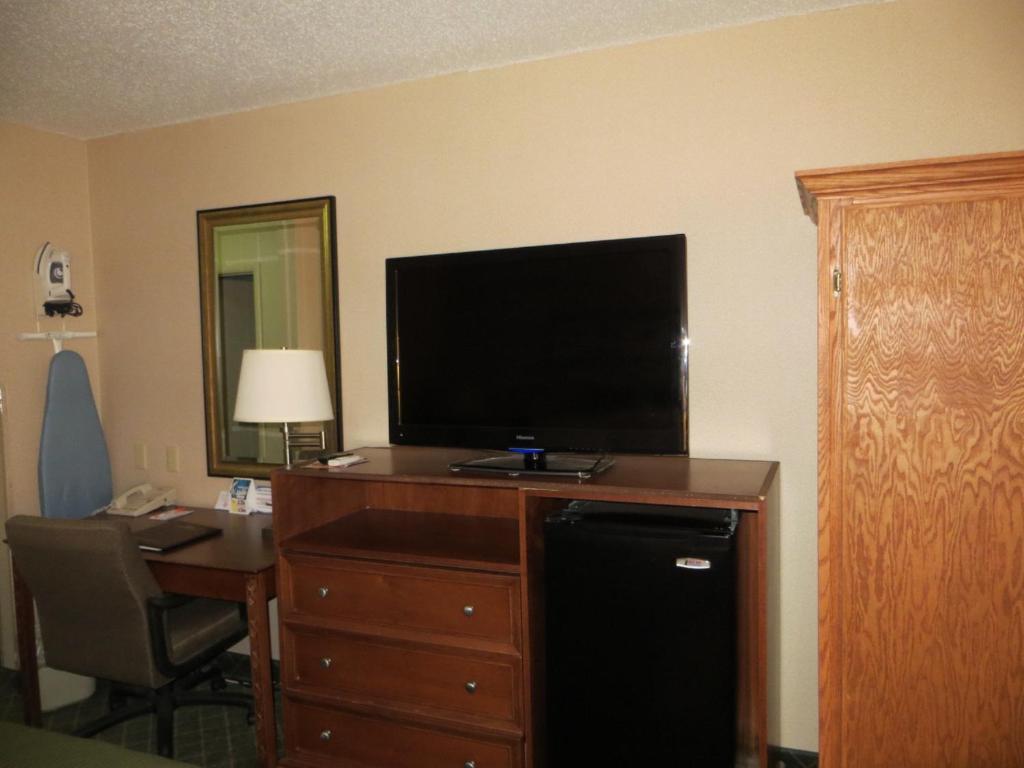 Howard Johnson Grand Forks Ruang foto