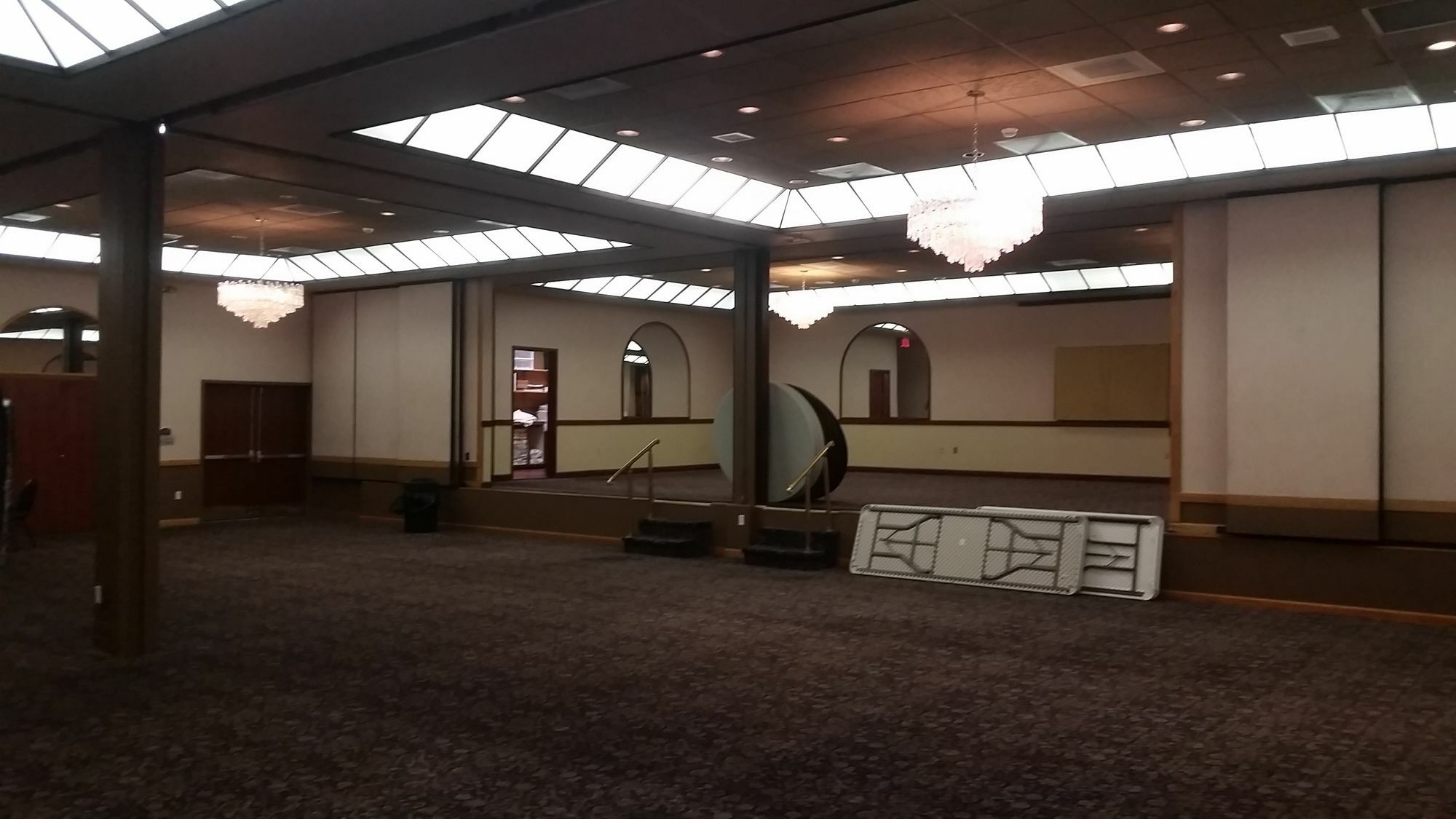 Howard Johnson Grand Forks Bagian luar foto