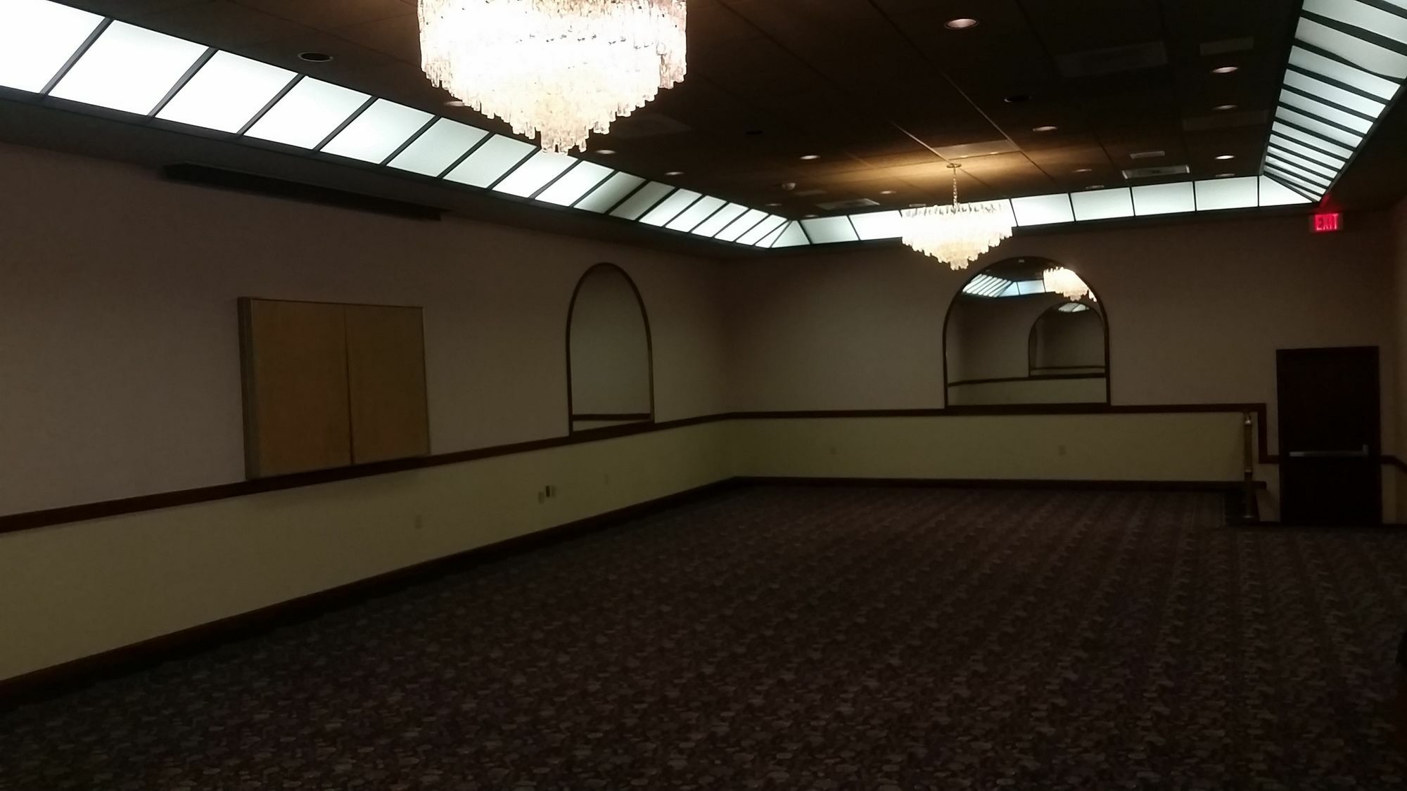 Howard Johnson Grand Forks Bagian luar foto